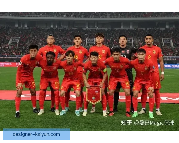 中国队在2026世界杯预选赛中状态回暖，表现备受关注