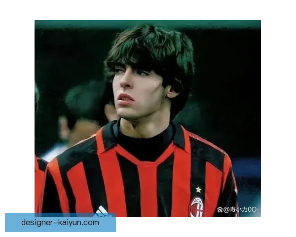 卡卡在国家队的表现稳定，助力巴西队逐步恢复竞争力